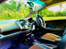 https://riyasewana.com/uploads/honda-fit-shuttle-2012-913370512392.jpg