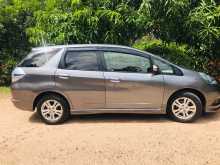 https://riyasewana.com/uploads/honda-fit-shuttle-2012-920574812944.jpg