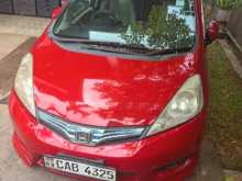 Honda Fit Shuttle 2013 Car