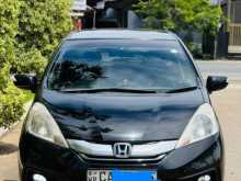 Honda Fit Shuttle 2013 Car
