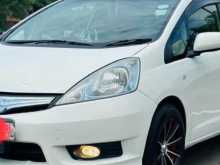 https://riyasewana.com/uploads/honda-fit-shuttle-2013-1721015012202.jpg