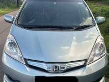 Honda Fit Shuttle 2013 Car