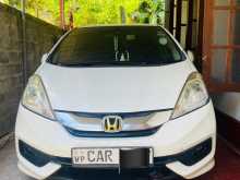 Honda Fit Shuttle 2013 Car