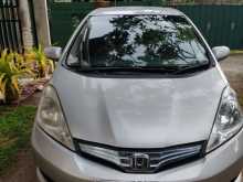 Honda Fit Shuttle 2013 Car