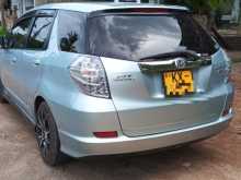 Honda Fit Shuttle 2013 Car