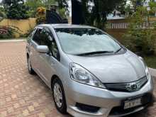 Honda Fit Shuttle 2013 Car