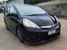 Honda Fit Shuttle 2013 Car