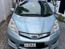 Honda Fit Shuttle 2013 Car