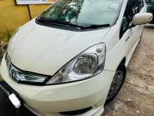 https://riyasewana.com/uploads/honda-fit-shuttle-2013-3121374812314.jpg