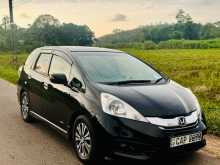 Honda Fit Shuttle NAVI PREMIUM GP2 2013 Car