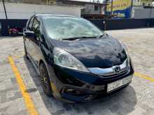Honda Fit Shuttle 2014 Car