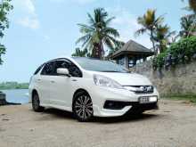 Honda Fit Shuttle 2014 Car