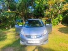 Honda Fit Shuttle 2014 Car