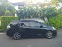 https://riyasewana.com/uploads/honda-fit-shuttle-2014-714253812042.jpg