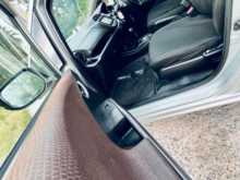 https://riyasewana.com/uploads/honda-fit-shuttle-2017-1218283212984.jpg