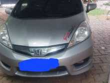 Honda Fit Shuttle 2013 Car