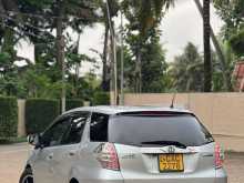 https://riyasewana.com/uploads/honda-fit-shuttle-241042534612.jpg