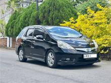 Honda Fit Shuttle 2012 Car