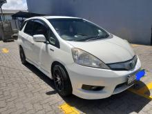 Honda Fit Shuttle 2013 Car