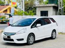 Honda Fit Shuttle GP2 2012 Car