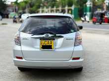 https://riyasewana.com/uploads/honda-fit-shuttle-25100805106.jpg