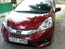 Honda Fit Shuttle 2014 Car