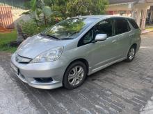 Honda Fit Shuttle 2013 Car
