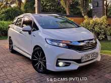 Honda Fit Shuttle GP 7-Navi Premium 2015 Car