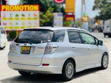https://riyasewana.com/uploads/honda-fit-shuttle-594510376.jpg