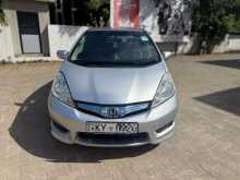 https://riyasewana.com/uploads/honda-fit-shuttle-71000024843.jpg