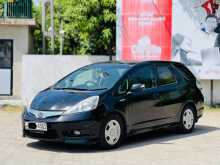 https://riyasewana.com/uploads/honda-fit-shuttle-7110127212.jpg