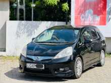 https://riyasewana.com/uploads/honda-fit-shuttle-7924364032.jpg