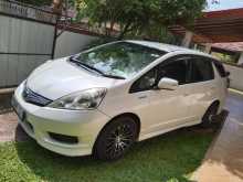 Honda Fit Shuttle 2013 Car