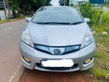 Honda Fitshuttle 2013 Car
