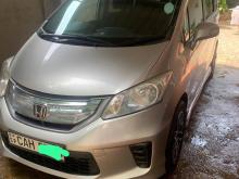 Honda Freed 2013 Car