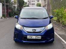 https://riyasewana.com/uploads/honda-freed-2012-2517262512793.jpg