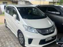 Honda Freed 2012 Car