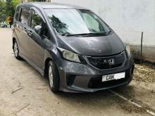 https://riyasewana.com/uploads/honda-freed-2819095124283.jpg