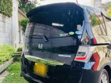 https://riyasewana.com/uploads/honda-freed-415181422613.jpg