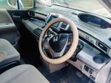 https://riyasewana.com/uploads/honda-freed-gp-1118012213.jpg