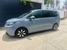 Honda Freed Hybrid 2024 Car