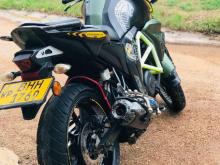 https://riyasewana.com/uploads/honda-fz-s-82053426076.jpg