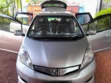 Honda Fit Shuttle GP2 2013 Car