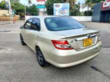 https://riyasewana.com/uploads/honda-gd-8-8757104292.jpg