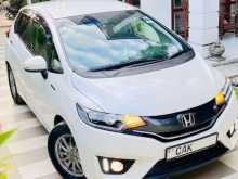 Honda FIT GP5 S 2014 Car