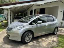 https://riyasewana.com/uploads/honda-gp1-914115343.jpg