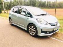 https://riyasewana.com/uploads/honda-gp4-fit-2012-2519273612442.jpg