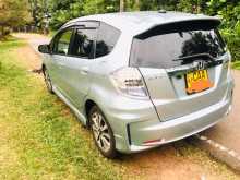 https://riyasewana.com/uploads/honda-gp4-fit-2012-2519273612973.jpg