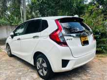 https://riyasewana.com/uploads/honda-gp5-2015-1115422412392.jpg
