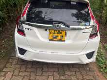https://riyasewana.com/uploads/honda-gp5-2015-2013322712982.jpg